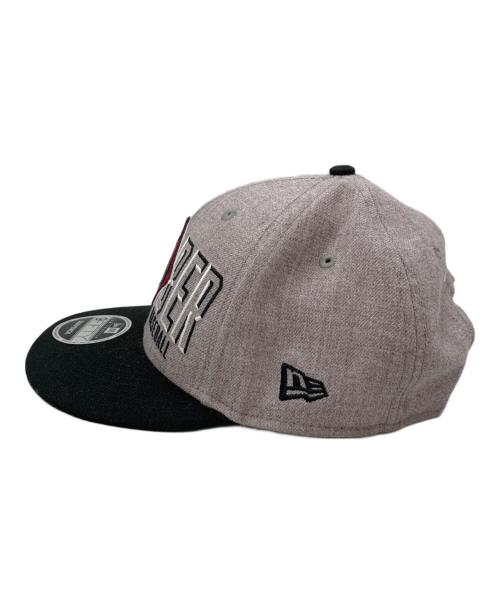 New Era（ニューエラ）New Era (ニューエラ) キャップ グレー×ブラックの古着・服飾アイテム