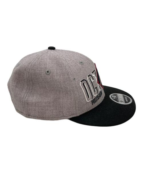 New Era（ニューエラ）New Era (ニューエラ) キャップ グレー×ブラックの古着・服飾アイテム