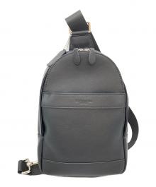 COACH（コーチ）の古着「チャールズパック ボディーバッグ」｜ブラック
