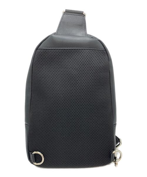 COACH（コーチ）COACH (コーチ) チャールズパック ボディーバッグ ブラックの古着・服飾アイテム