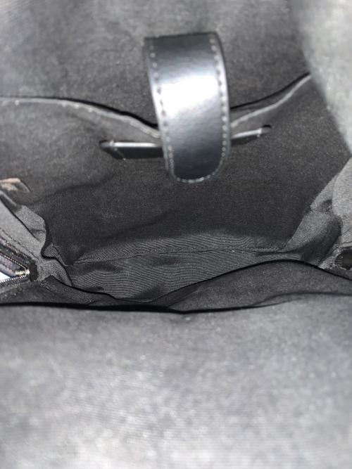 COACH（コーチ）COACH (コーチ) チャールズパック ボディーバッグ ブラックの古着・服飾アイテム