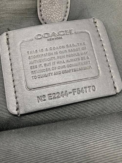 COACH（コーチ）COACH (コーチ) チャールズパック ボディーバッグ ブラックの古着・服飾アイテム