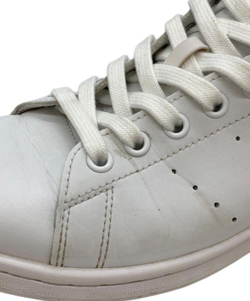 adidas（アディダス）adidas (アディダス) STANSMITH ローカットスニーカー ホワイト サイズ:26cmの古着・服飾アイテム