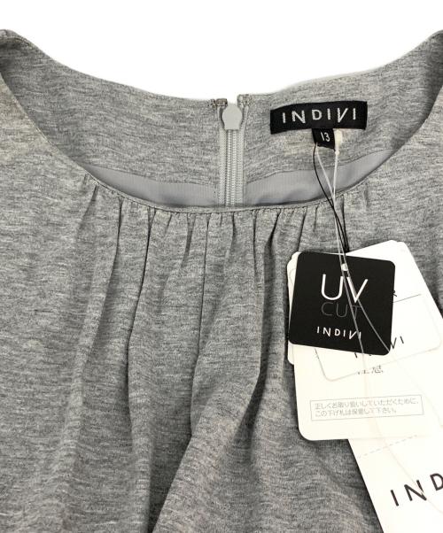 INDIVI（インディヴィ）INDIVI (インディヴィ) ノースリーブワンピース グレー サイズ:13の古着・服飾アイテム