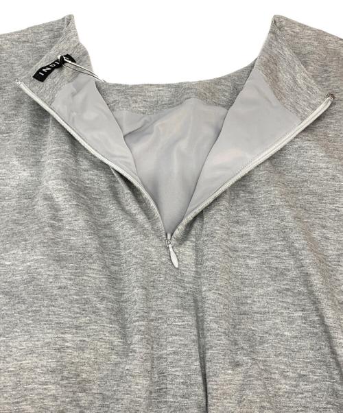 INDIVI（インディヴィ）INDIVI (インディヴィ) ノースリーブワンピース グレー サイズ:13の古着・服飾アイテム