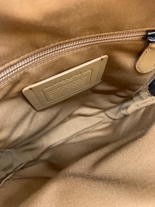 COACH（コーチ）COACH (コーチ) カラーブロック シグネチャー トラックパック ブラック×ベージュ×ブルーの古着・服飾アイテム