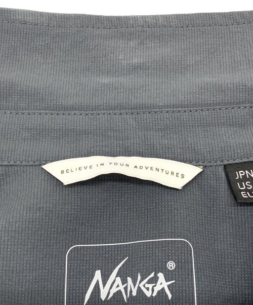 NANGA（ナンガ）NANGA (ナンガ) AIR CLOTH COMFY S/S SHIRT 半袖シャツ グレー サイズ:Lの古着・服飾アイテム
