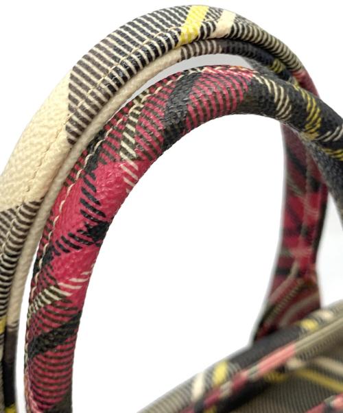 Vivienne Westwood（ヴィヴィアンウエストウッド）Vivienne Westwood (ヴィヴィアンウエストウッド) ハンドバッグ ベージュ×ピンクの古着・服飾アイテム