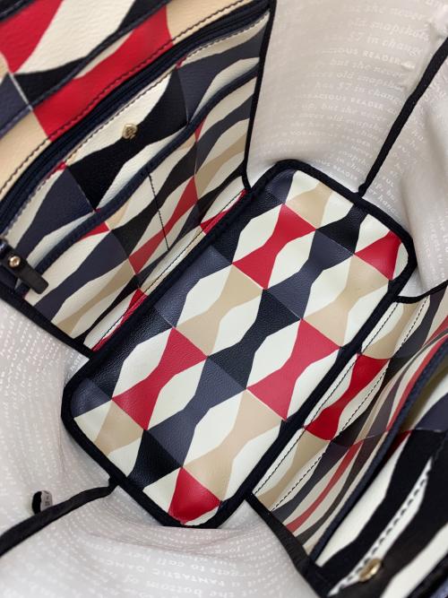 Kate Spade（ケイトスペード）Kate Spade (ケイトスペード) トートバッグ ベージュ×ブラックの古着・服飾アイテム