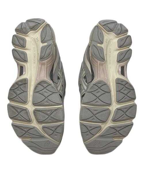 asics（アシックス）asics (アシックス) GEL-NYC CREAM/OYSTER GREY グレー サイズ:24cmの古着・服飾アイテム