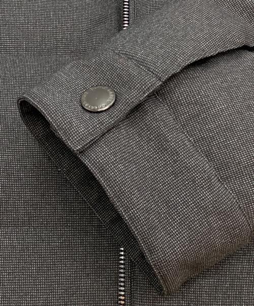 BLACK LABEL CRESTBRIDGE（ブラックレーベル クレストブリッジ）BLACK LABEL CRESTBRIDGE (ブラックレーベル クレストブリッジ) ダウンジャケット グレー サイズ:LLの古着・服飾アイテム