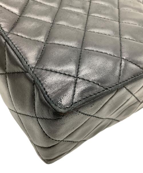 CHANEL（シャネル）CHANEL (シャネル) マトラッセ フラップショルダーバッグ ブラックの古着・服飾アイテム
