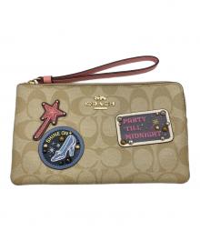 COACH（コーチ）の古着「ポーチ」｜ベージュ