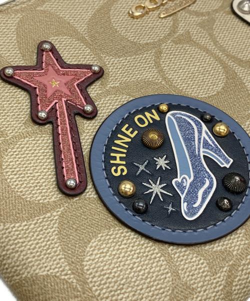 COACH（コーチ）COACH (コーチ) ポーチ ベージュの古着・服飾アイテム