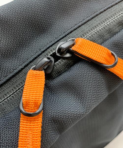 MYSTERY RANCH（ミステリーランチ）MYSTERY RANCH (ミステリーランチ) ショルダーバッグ ブラックの古着・服飾アイテム