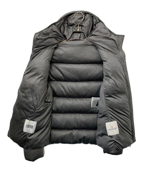 MONCLER（モンクレール）MONCLER (モンクレール) ダウンジャケット グレー サイズ:2の古着・服飾アイテム