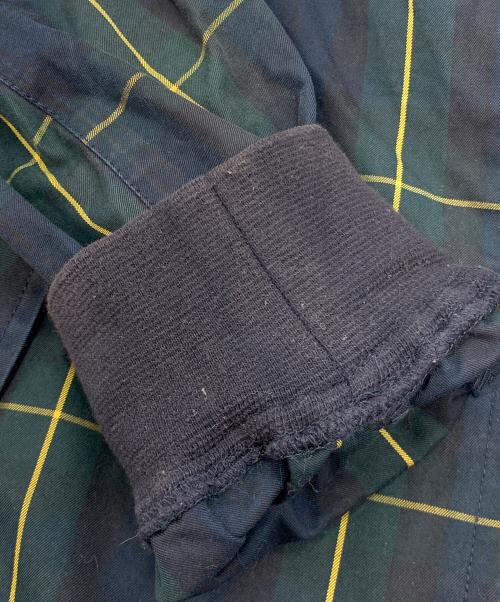 FRED PERRY（フレッドペリー）FRED PERRY (フレッドペリー) ハリントンジャケット グリーン×ネイビー サイズ:Mの古着・服飾アイテム