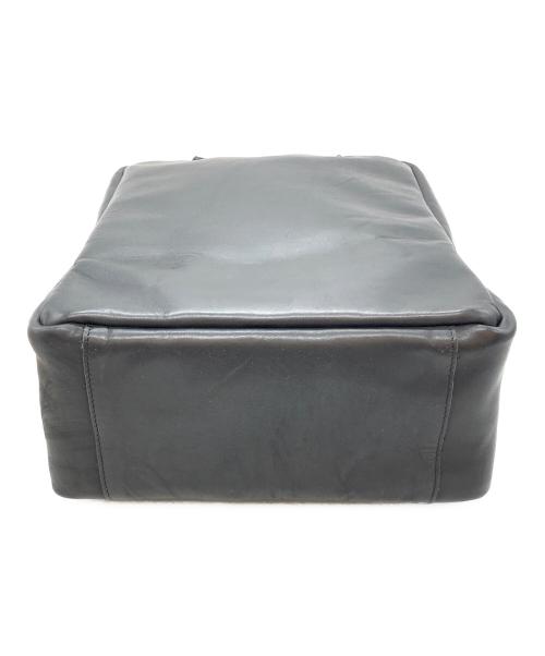 MORMYRUS（モルミルス）MORMYRUS (モルミルス) レザー スクエア トートバッグ ブラックの古着・服飾アイテム