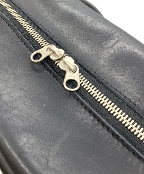 MORMYRUS（モルミルス）MORMYRUS (モルミルス) レザー スクエア トートバッグ ブラックの古着・服飾アイテム