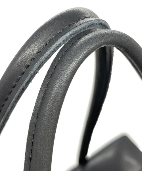 MORMYRUS（モルミルス）MORMYRUS (モルミルス) レザー スクエア トートバッグ ブラックの古着・服飾アイテム