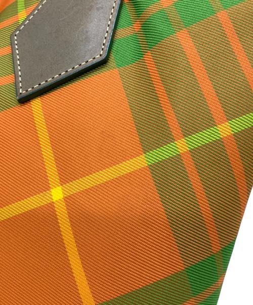 Vivienne Westwood（ヴィヴィアンウエストウッド）Vivienne Westwood (ヴィヴィアンウエストウッド) トートバッグ オレンジ×グリーンの古着・服飾アイテム
