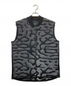 ）の古着「RUNNING ENGINEERED INSULATED VEST」｜グレー×ブラック