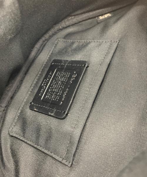 COACH（コーチ）COACH (コーチ) Disney (ディズニー) 白雪姫 ショルダーバッグ ブラックの古着・服飾アイテム