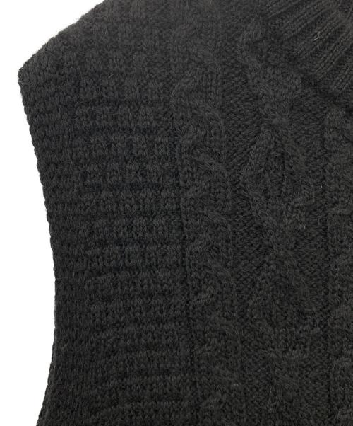 Kerry Woollen Mills（ケリーウールンミルズ）Kerry Woollen Mills (ケリーウールンミルズ) アランニットベスト ブラック サイズ:34の古着・服飾アイテム