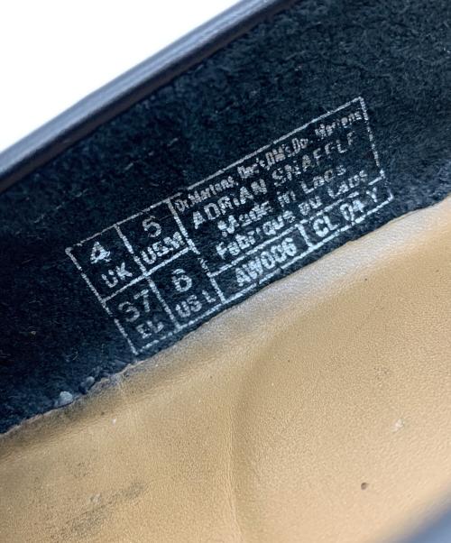 Dr.Martens（ドクターマーチン）Dr.Martens (ドクターマーチン) ADRIAN SNAFFLE ローファー ホワイト サイズ:UK4の古着・服飾アイテム