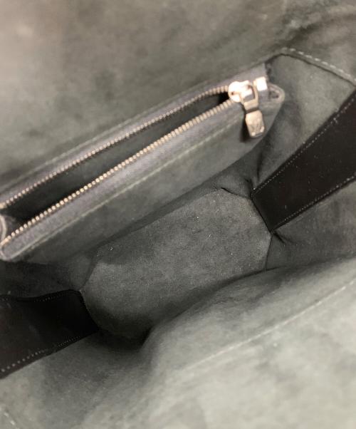 LOUIS VUITTON（ルイ ヴィトン）LOUIS VUITTON (ルイ ヴィトン) ショルダーバッグ ブラックの古着・服飾アイテム