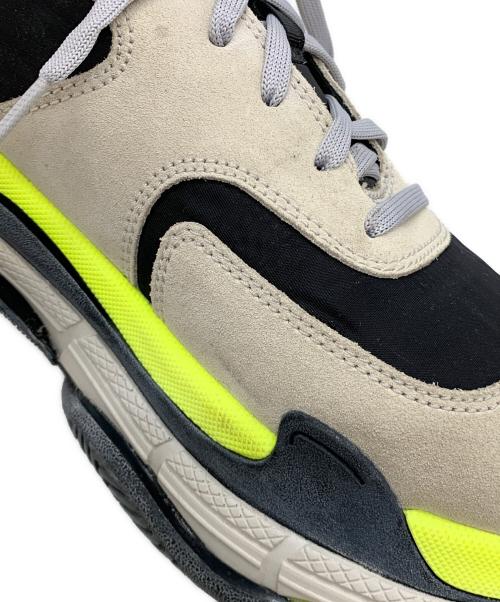 BALENCIAGA（バレンシアガ）BALENCIAGA (バレンシアガ) TRIPLE S グレー×ライトグリーン サイズ:27.5cmの古着・服飾アイテム