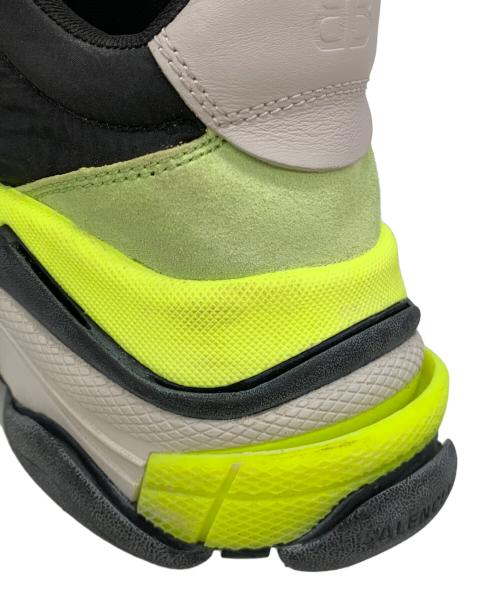 BALENCIAGA（バレンシアガ）BALENCIAGA (バレンシアガ) TRIPLE S グレー×ライトグリーン サイズ:27.5cmの古着・服飾アイテム
