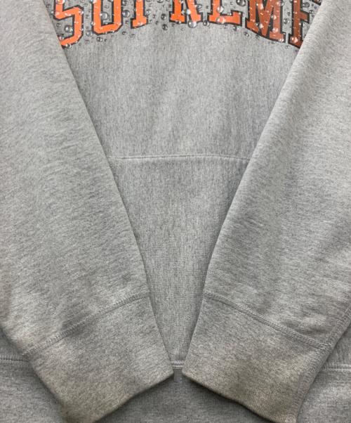 SUPREME（シュプリーム）Supreme (シュプリーム) プルオーバーパーカー グレー サイズ:LARGEの古着・服飾アイテム