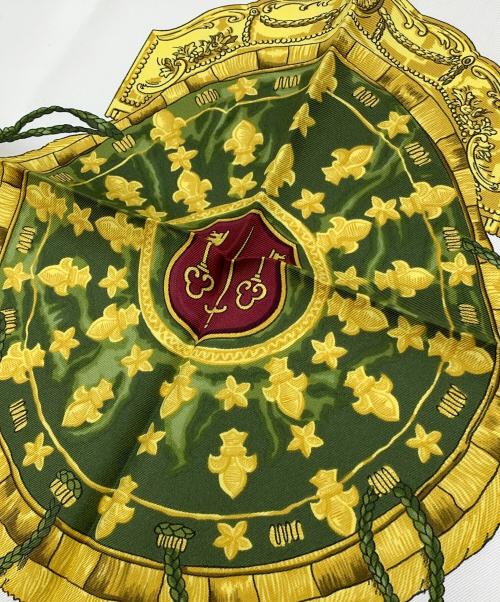 HERMES（エルメス）HERMES (エルメス) カレ90 シルクスカーフ ワインレッド×ホワイトの古着・服飾アイテム