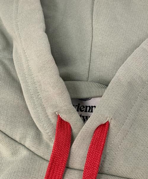 Vivienne Westwood（ヴィヴィアンウエストウッド）Vivienne Westwood (ヴィヴィアンウエストウッド) プルオーバーパーカー グリーン サイズ:Sの古着・服飾アイテム