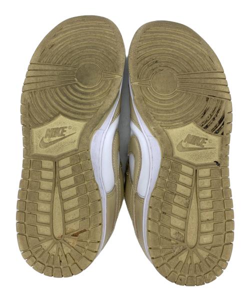 NIKE（ナイキ）NIKE (ナイキ) スニーカー ベージュ×ホワイト サイズ:25.5の古着・服飾アイテム