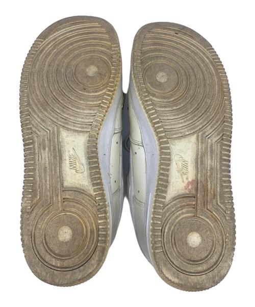 NIKE（ナイキ）NIKE (ナイキ) ローカットスニーカー アイボリー サイズ:27.5の古着・服飾アイテム