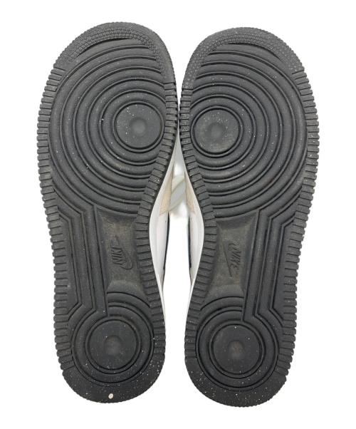 NIKE（ナイキ）NIKE (ナイキ) スニーカー ホワイト×ベージュ サイズ:27.5の古着・服飾アイテム