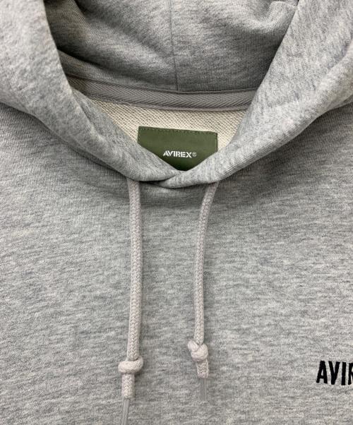 AVIREX（アヴィレックス）AVIREX (アヴィレックス) ロゴプルオーバーパーカー グレー サイズ:Lの古着・服飾アイテム