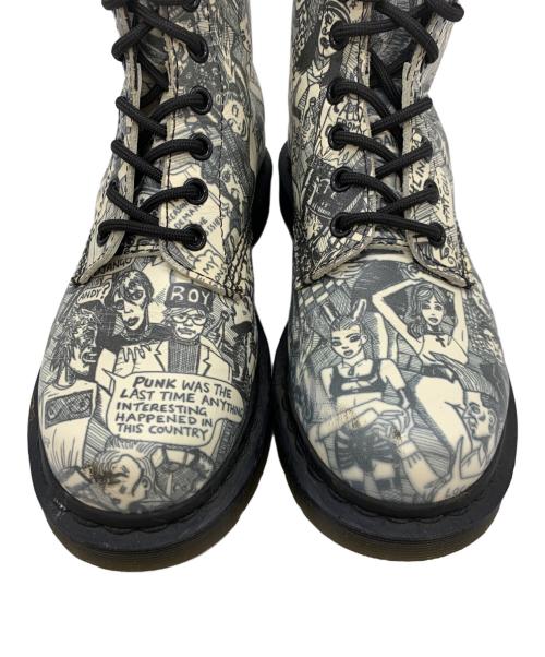 Dr.Martens（ドクターマーチン）Dr.Martens (ドクターマーチン) MARK WIGAN (マークウィガン) 8ホールブーツ ホワイト×ブラック サイズ:UK4の古着・服飾アイテム