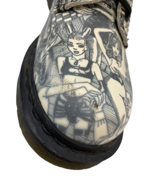 Dr.Martens（ドクターマーチン）Dr.Martens (ドクターマーチン) MARK WIGAN (マークウィガン) 8ホールブーツ ホワイト×ブラック サイズ:UK4の古着・服飾アイテム