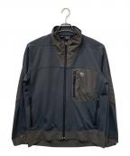 MOUNTAIN HARD WEARマウンテンハードウェア）の古着「ソフトシェルジャケット」｜グレー