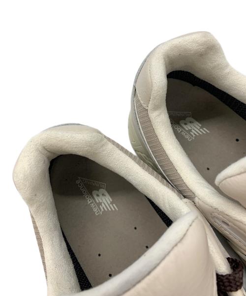 NEW BALANCE（ニューバランス）NEW BALANCE (ニューバランス) BEAUTY&YOUTH UNITED ARROWS (ビューティーアンドユースユナイテッドアローズ) スニーカー ベージュ サイズ:27.5の古着・服飾アイテム