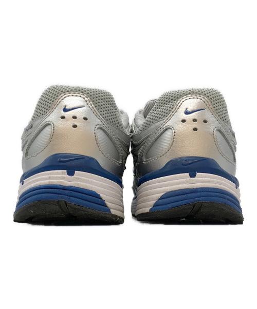 NIKE（ナイキ）NIKE (ナイキ) ローカットスニーカー グレー サイズ:24.5の古着・服飾アイテム