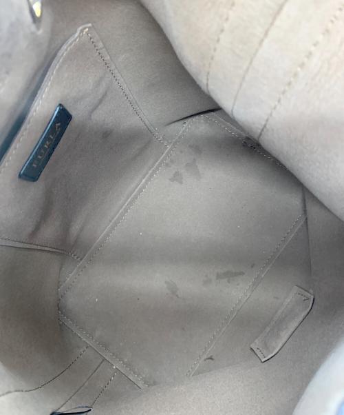 FURLA（フルラ）FURLA (フルラ) 巾着ショルダーバッグ ベージュの古着・服飾アイテム