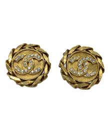 CHANEL（シャネル）の古着「ラインストーンココマークイヤリング」｜ゴールドカラー