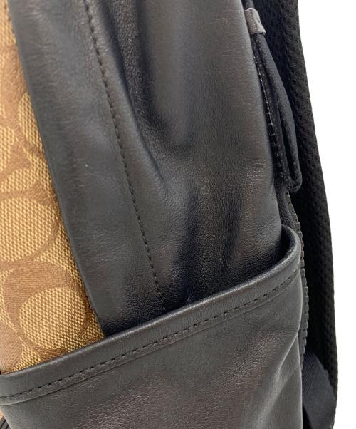 COACH（コーチ）COACH (コーチ) リュック ベージュ×ブラックの古着・服飾アイテム