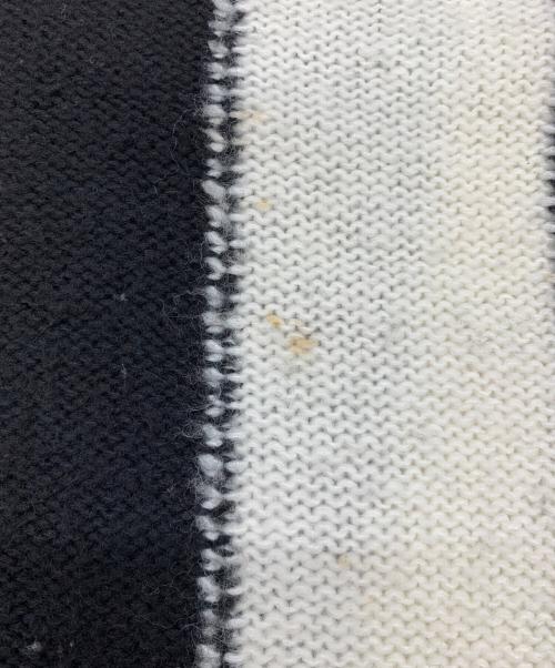 CarHartt（カーハート）CarHartt (カーハート) MANFORD CARDIGAN ホワイト×ブラック サイズ:Mの古着・服飾アイテム