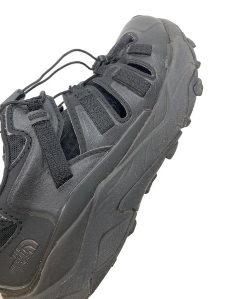 THE NORTH FACE（ザ ノース フェイス）THE NORTH FACE (ザ ノース フェイス) ローカットスニーカー ブラック サイズ:24の古着・服飾アイテム