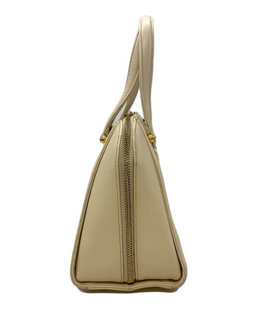VALENTINO GARAVANI（ヴァレンティノ・ガラヴァーニ）VALENTINO GARAVANI (ヴァレンティノ・ガラヴァーニ) 2WAYバッグ ホワイトの古着・服飾アイテム